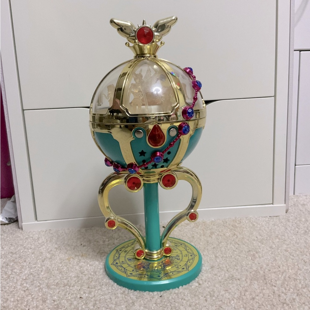 Vintage sailor moon chalice Rare